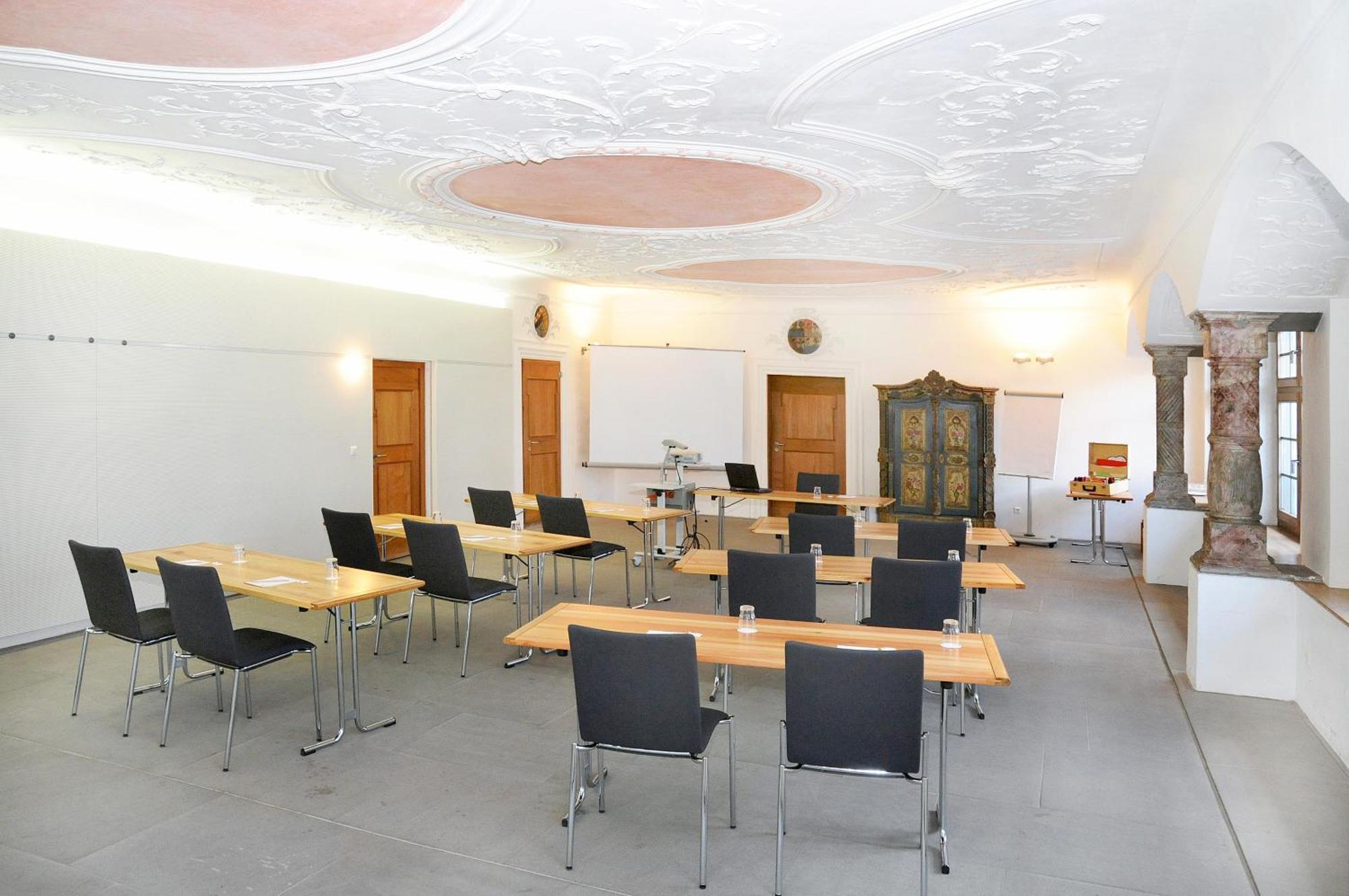 Tagungshaus Kloster Heiligkreuztal Hotel 3*